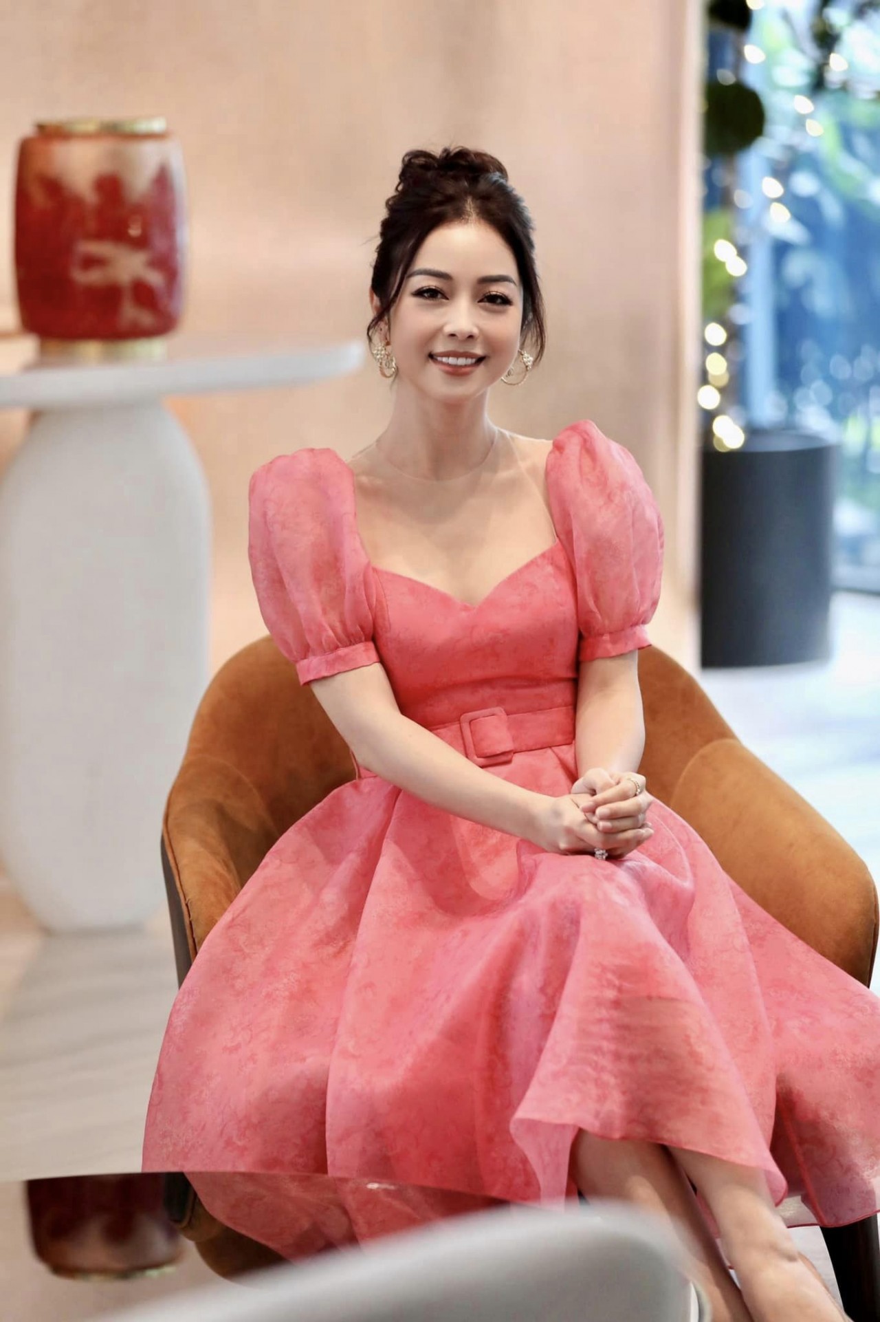 Jennifer Phạm hóa nàng thơ