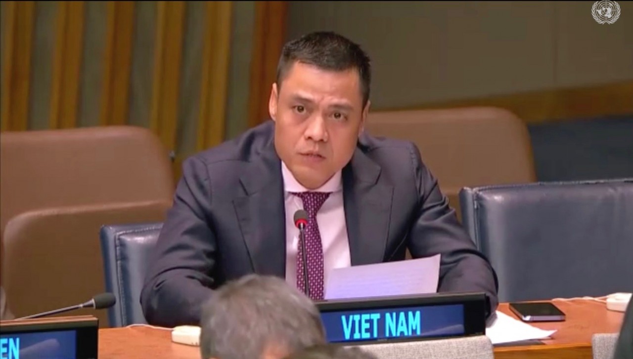  Đại sứ, Trưởng Phái đoàn thay mặt ASEAN phát biểu tại đề mục vũ khí hạt nhân (Nguồn: 