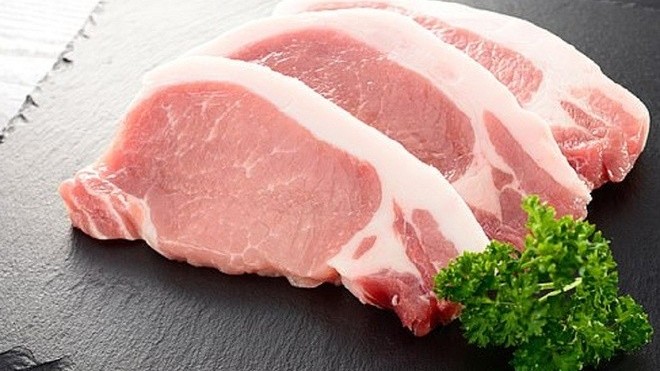 Giá heo hơi hôm nay 3/12: Giá heo hơi miền Bắc chững giá, thịt heo biến động trái chiều