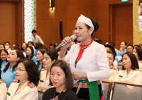 Chính phủ sẽ tiếp tục chăm lo toàn diện các chính sách cho phụ nữ