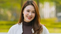 Sao Việt: Hồng Diễm xinh đẹp xuống phố, Hoa hậu Mai Phương Thúy thần thái cuốn hút