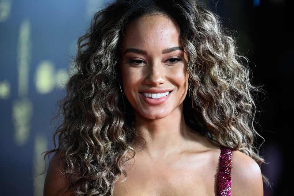 Những bóng hồng xinh đẹp trên thảm đỏ gala Quả bóng vàng 2022