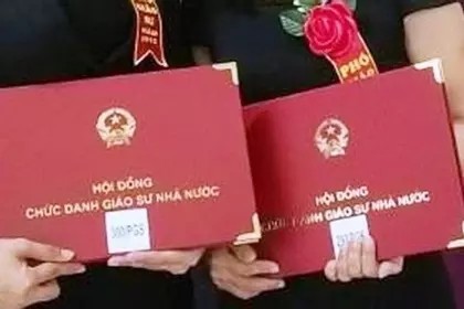 356 ứng viên được Hội đồng ngành đề nghị xét công nhận đạt chuẩn GS, PGS năm 2022