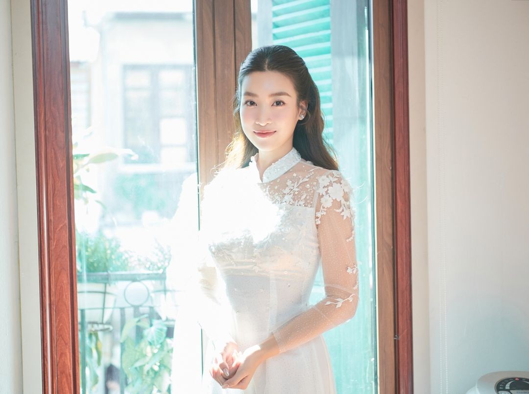 Hoa hậu Đỗ Mỹ Linh