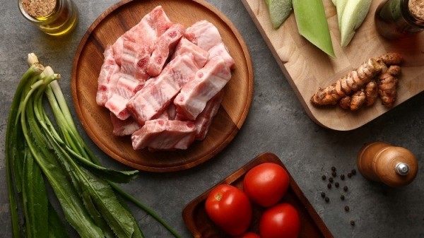 Giá heo hơi hôm nay 13/1: Miền Bắc bùng nổ, miền Nam và Trung - Tây Nguyên đồng loạt tăng