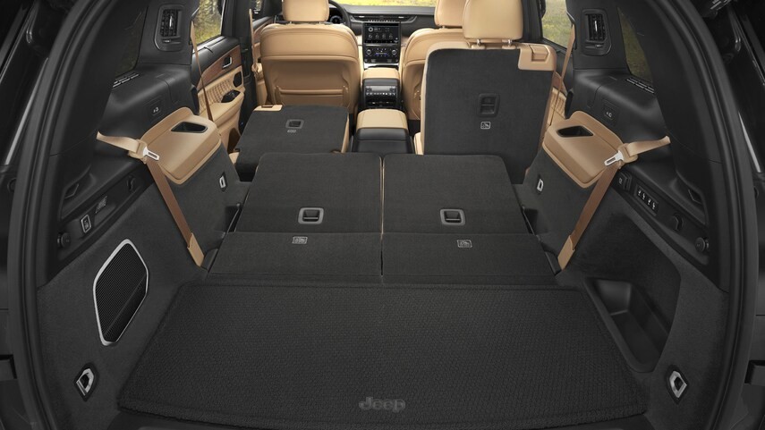 Jeep Grand Cherokee sẽ ra mắt tại triển lãm ô tô Việt Nam 2022