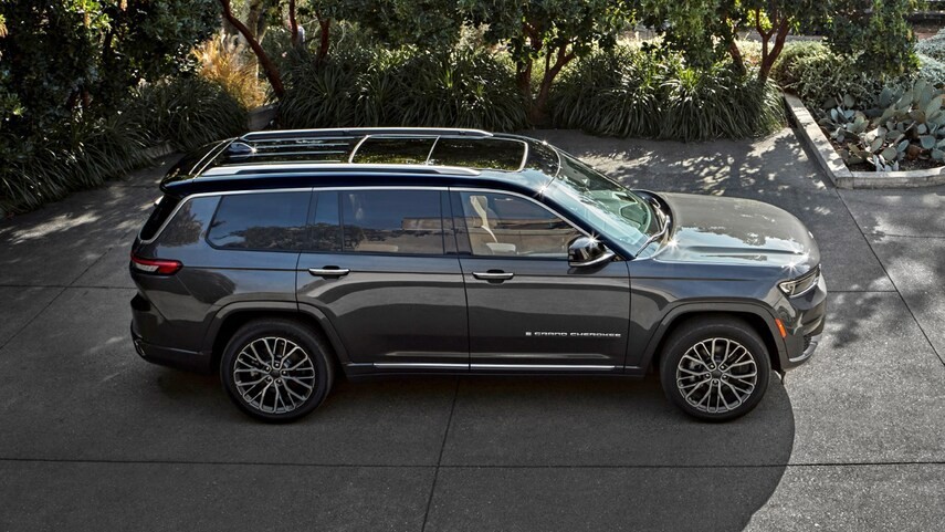 Jeep Grand Cherokee sẽ ra mắt tại triển lãm ô tô Việt Nam 2022