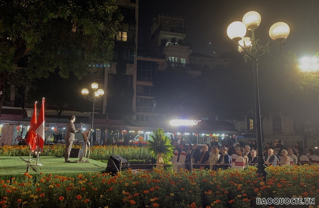 Khai mạc triển lãm ảnh 'Qhapaq Ñan – Con đường Inca hùng vĩ' tại Hà Nội. (Ảnh: Hạnh Lê)