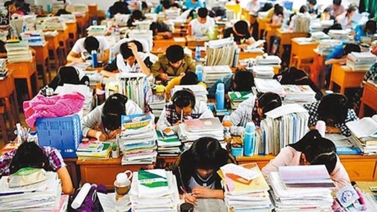 Giảm áp lực cho học sinh nhỏ tuổi, Trung Quốc đã 'mạnh tay' làm điều này