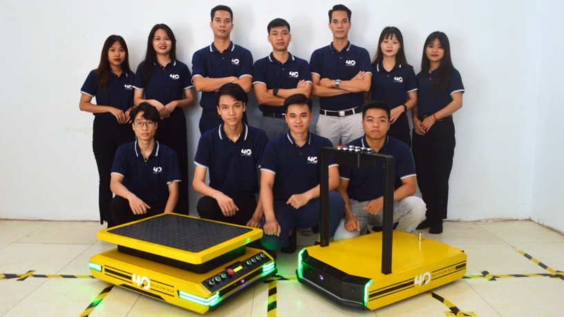 Ánh sáng niềm tin từ những con robot Ánh sáng niềm tin từ những con robot