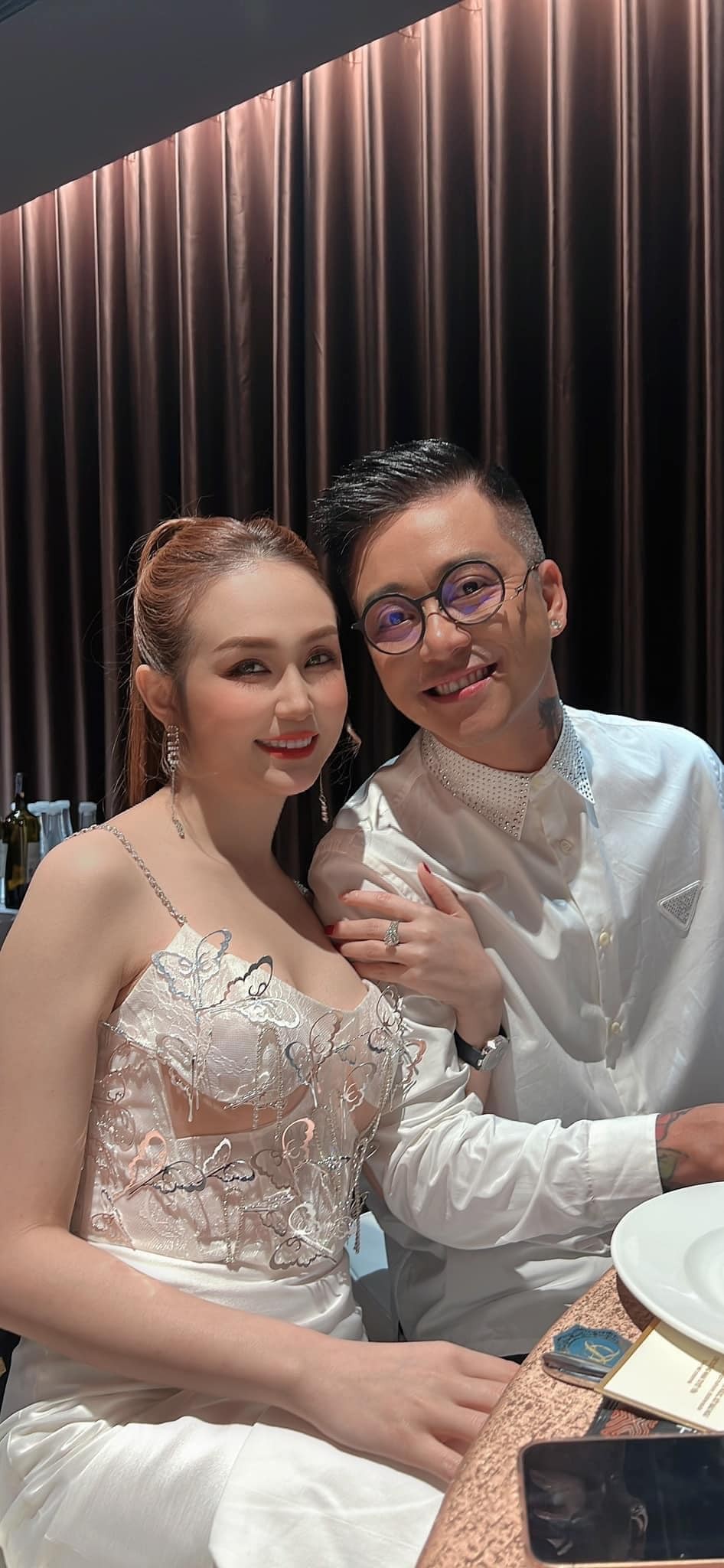 Ngắm hình ảnh đẹp trong đám cưới Đỗ Mỹ Linh