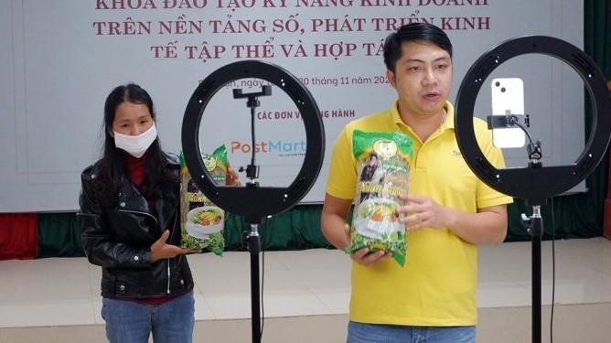 xuat khau nong san sach livestream xuyen bien gioi tai sao khong