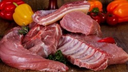 Giá heo hơi hôm nay 25/10: Giá heo hơi giảm sâu, thị trường Việt Nam và Trung Quốc 'ngược chiều'