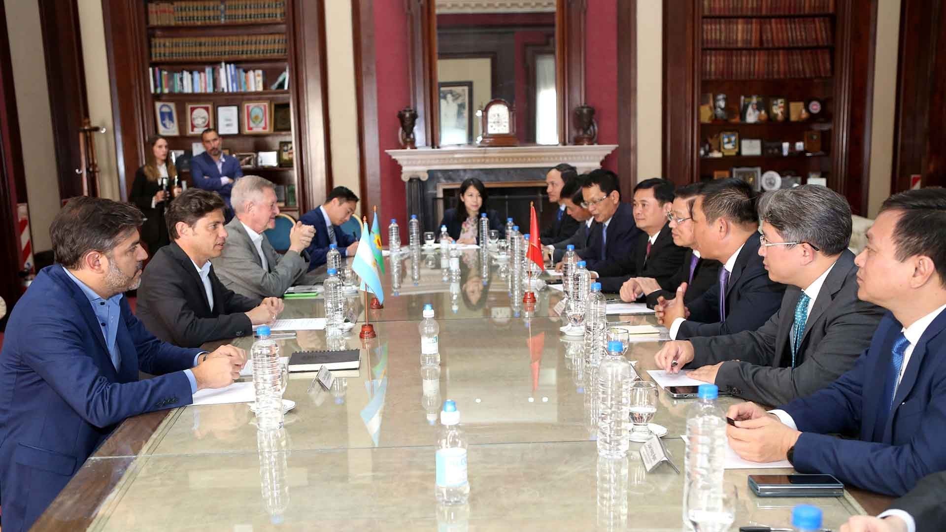 Đoàn đại biểu cấp cao Đảng Cộng sản Việt Nam thăm và làm việc tại Argentina