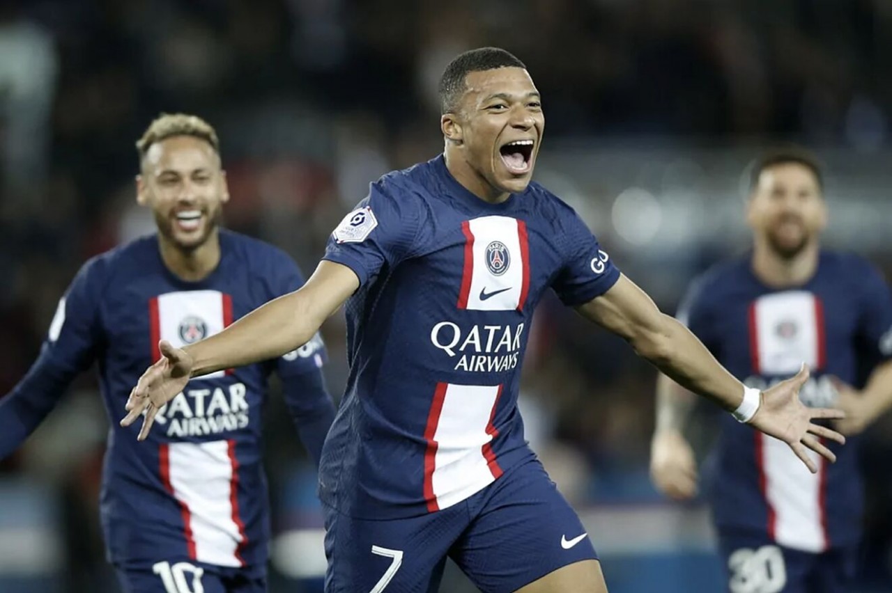 Tiểυ sử Kylian Mbappé - ngôi sao trẻ tài năng của bóng đá thế giới