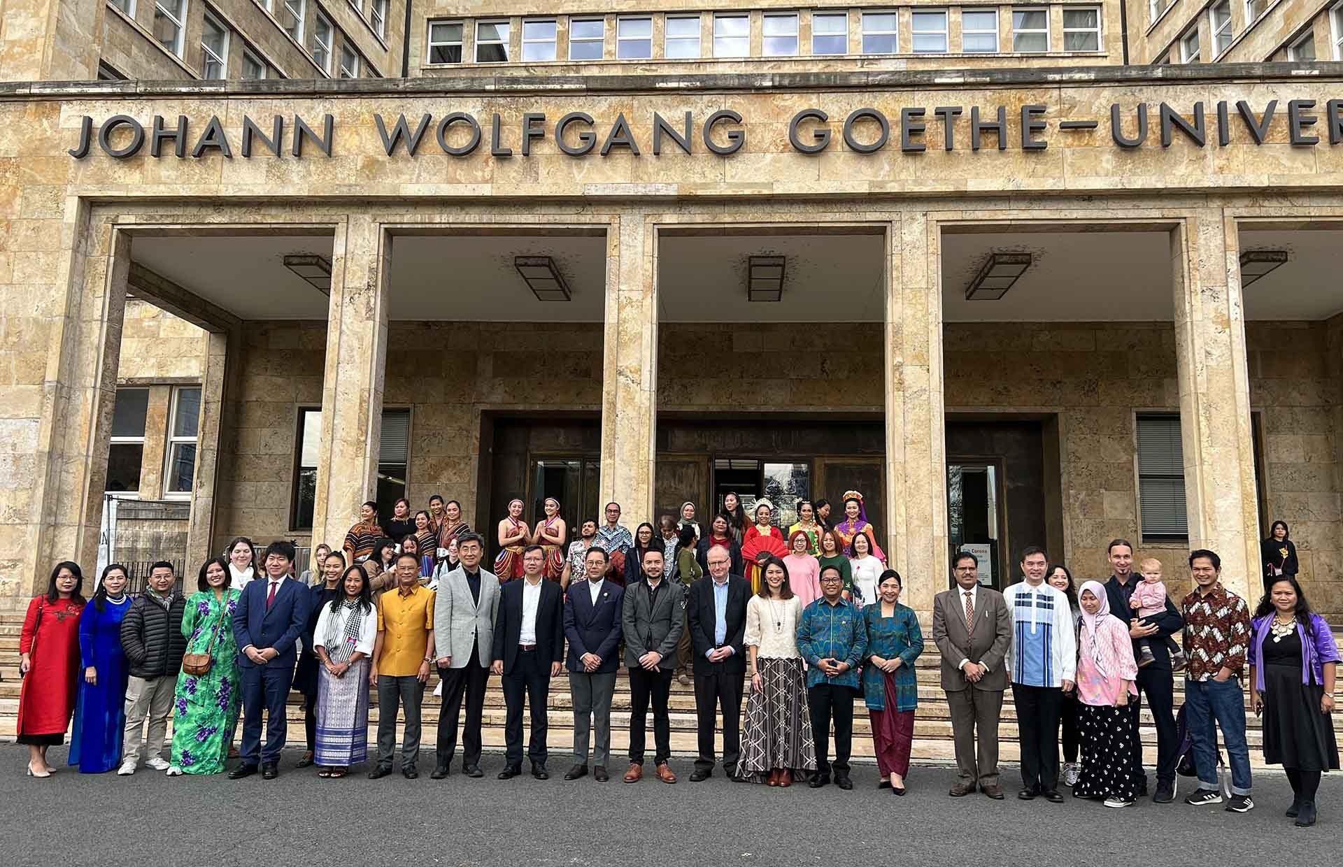 Kỷ niệm 55 năm thành lập ASEAN tại Frankfurt