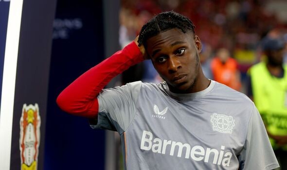 Chuyển nhượng cầu thủ ngày 1/11: PSG giữ Messi, Inter Miami đàm phán thỏa thuận; MU cần thêm 2 hậu vệ giỏi