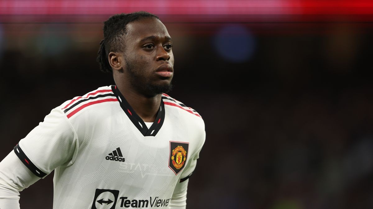 Chuyển nhượng cầu thủ Ngoại hạng Anh ngày 2/11: Man City giữ Bernardo Silva lâu dài; MU tính bán Wan-Bissaka và được khuyên nên mua Lautaro Martinez Chuyển nhượng cầu thủ Ngoại hạng Anh ngày 2/11: Man City giữ Bernardo Silva lâu dài; MU tính bán Wan-Bissaka và được khuyên nên mua Lautaro Martinez