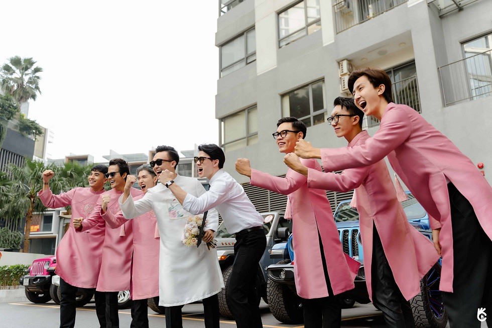 Những hình ảnh đẹp và sang trọng trong lễ ăn hỏi của Hoa hậu Lê Âu Ngân An