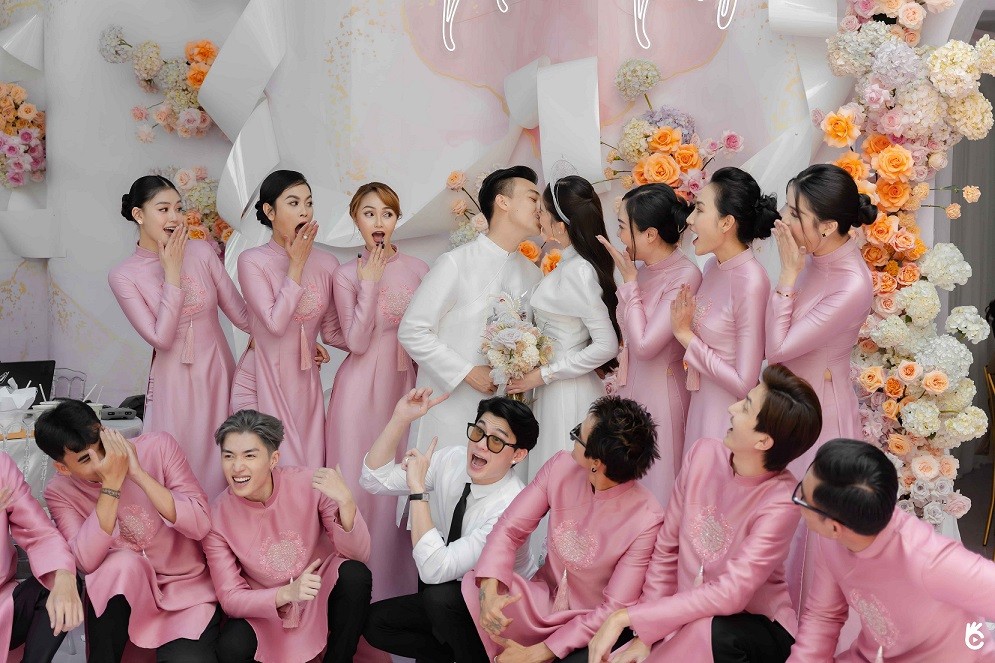 Những hình ảnh đẹp và sang trọng trong lễ ăn hỏi của Hoa hậu Lê Âu Ngân An