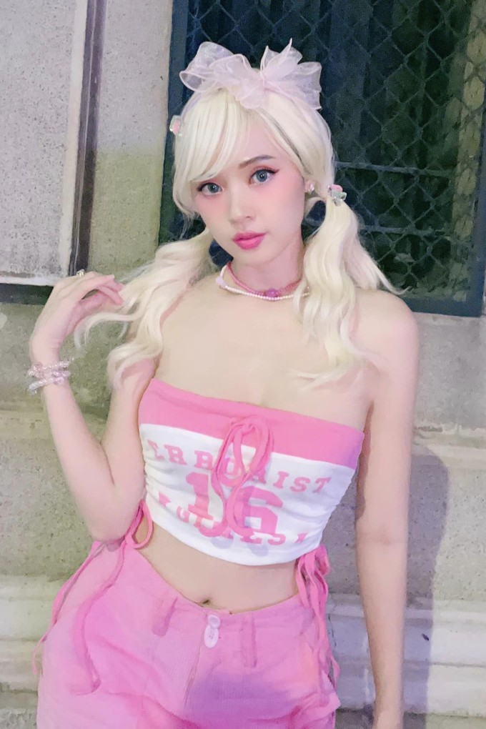 Sao Việt: Hồng Diễm 'Hành trình công lý' lên đồ thời thượng, Hoa hậu Đỗ Thị Hà chân dài miên man