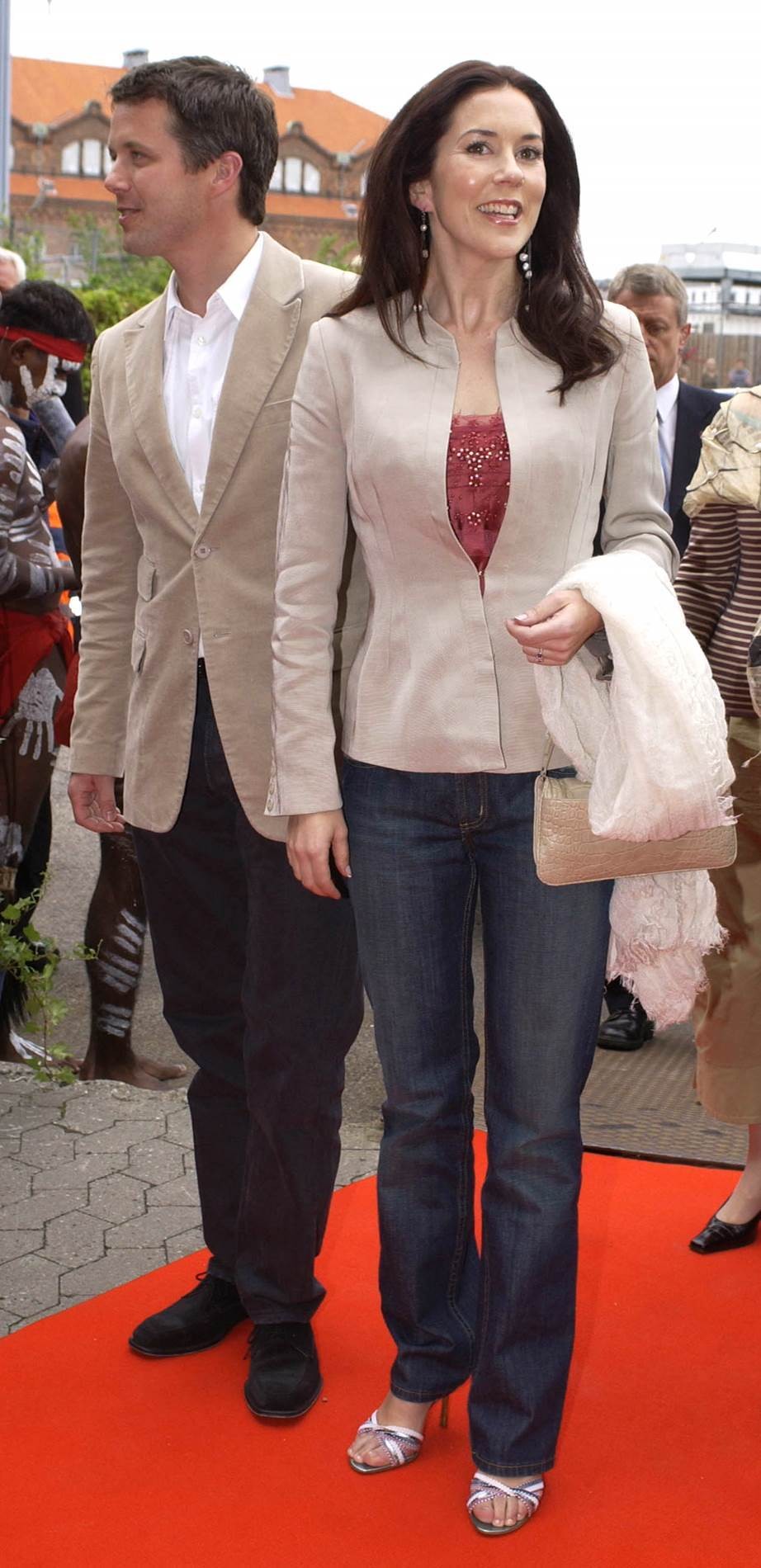 Phong cách thời trang của Công nương Đan Mạch Mary: Từ cô gái người Australia đến đẳng cấp Hoàng gia