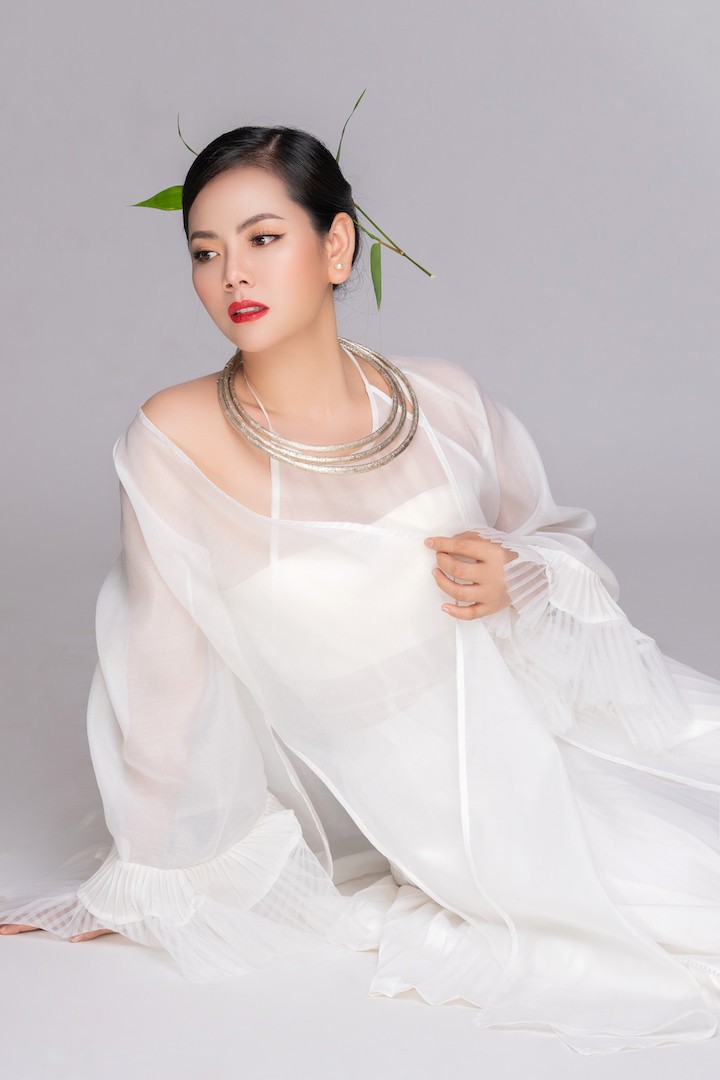 Ca sĩ  Lương Nguyệt Ánh