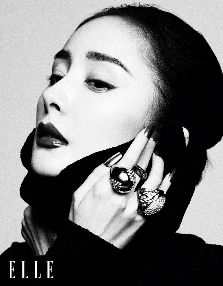 Chụp bộ ảnh khỏe đẹp trên tạp chí, Dương Mịch được fan khen hết lời