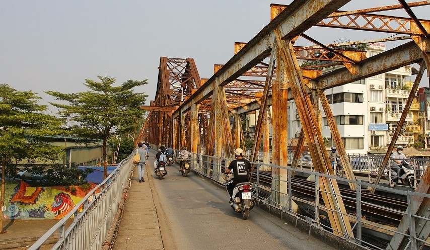 Dự báo thời tiết đêm nay và ngày mai (21-22/4): Hà Nội ngày nắng; cả nước nắng nóng; Tây Bắc Bộ và Bắc-Trung Trung Bộ nắng nóng đặc biệt gay gắt