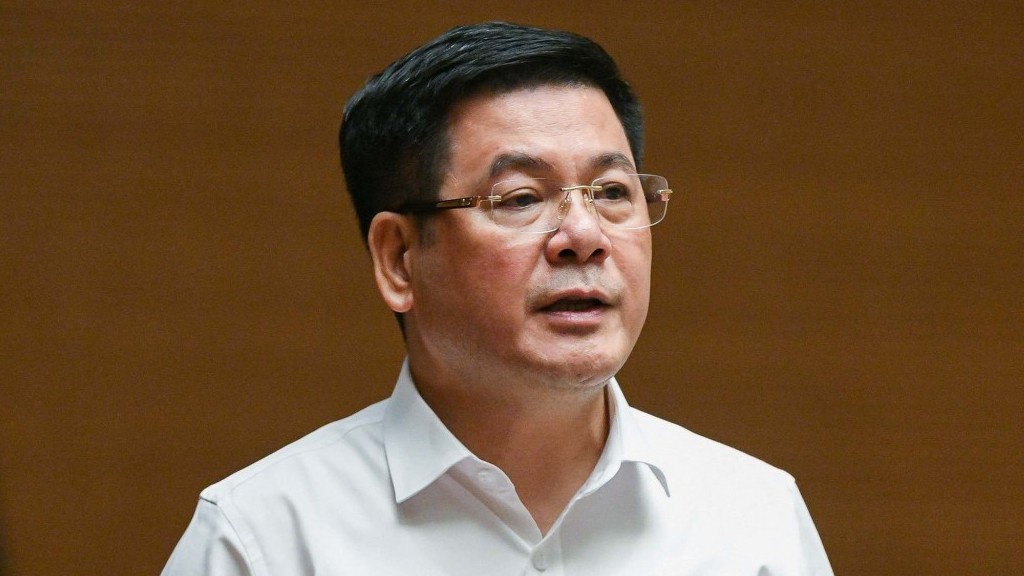 bo truong cong thuong giai trinh ve tinh trang khan hiem xang dau