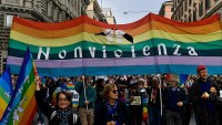 Người Italy xuống đường phản đối viện trợ quân sự Ukraine