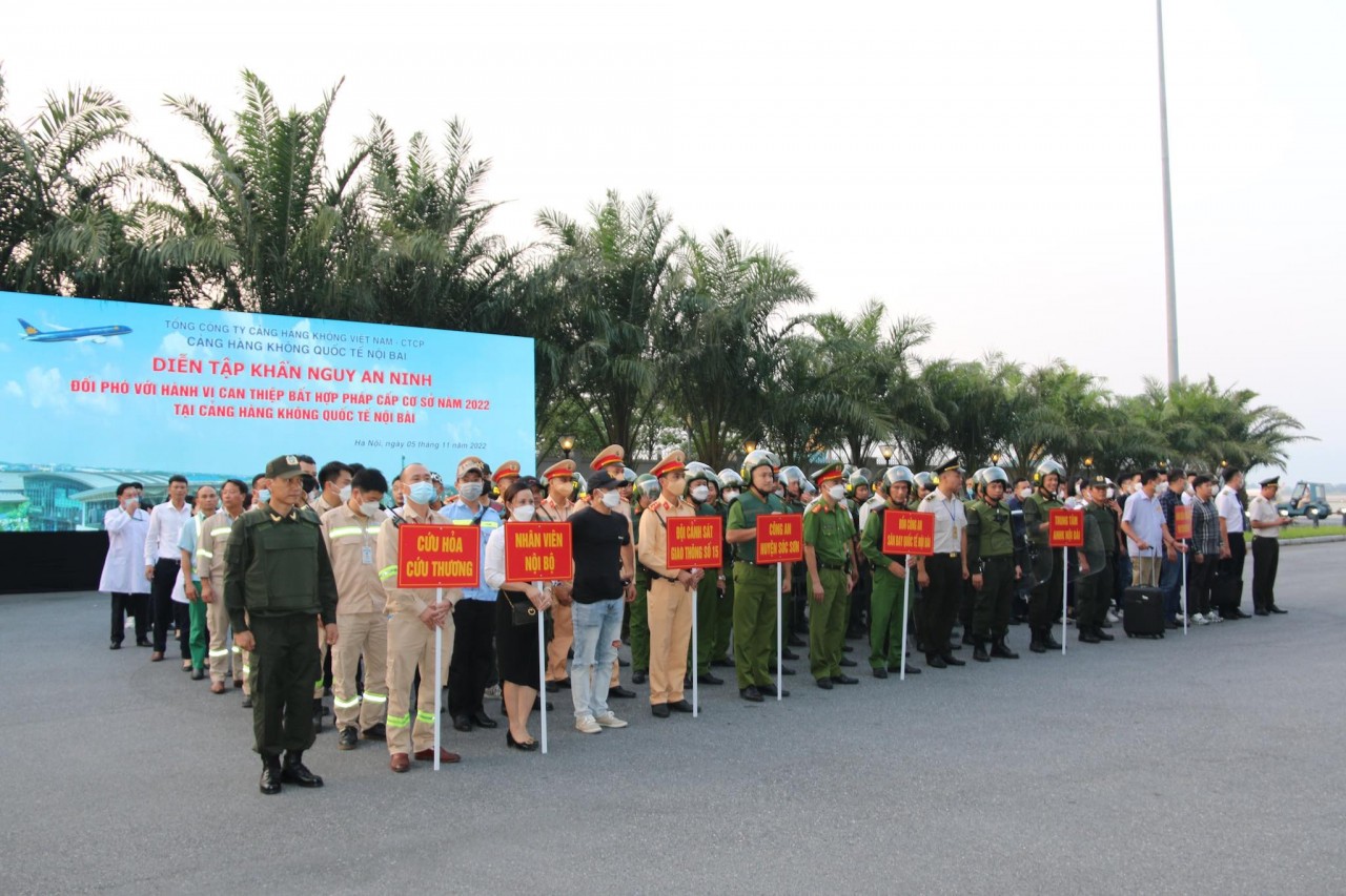 Diễn tập khẩn nguy an ninh tại cảng HKQT Nội Bài 2022