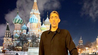 tho nhi ky hanh trinh tim vo cua nguoi dan ong cao nhat the gioi