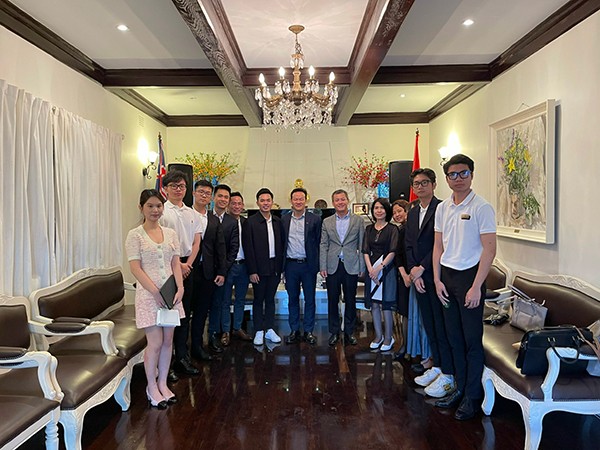 Đoàn công tác Ủy ban Nhà nước về người Việt Nam ở nước ngoài gặp gỡ kiều bào ở Australia Đoàn công tác Ủy ban Nhà nước về người Việt Nam ở nước ngoài gặp gỡ kiều bào ở Australia