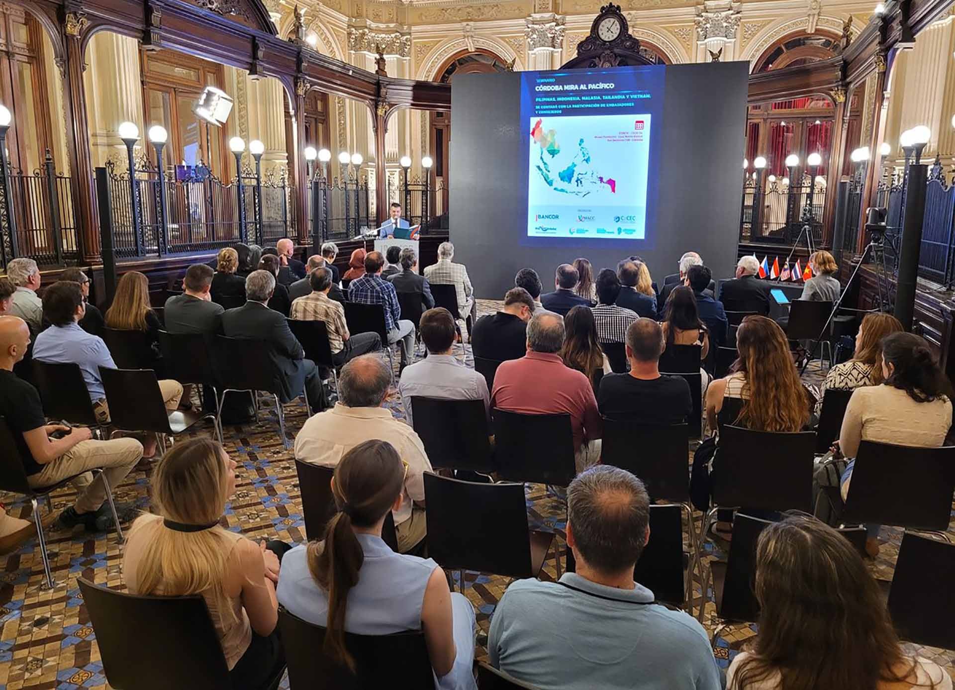 Hội thảo Cordoba hướng về Thái Bình Dương