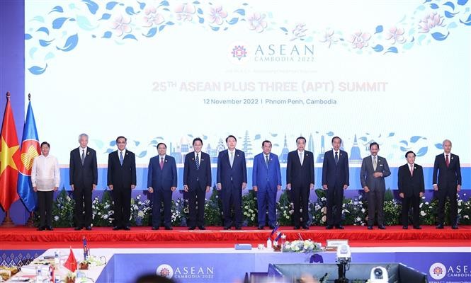 Thủ tướng Phạm Minh Chính tham dự Hội nghị Cấp cao ASEAN+3 lần thứ 25.