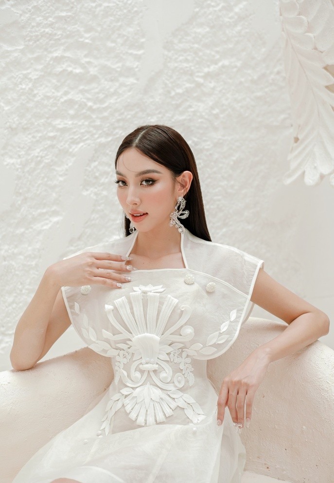 Hoa hậu Thùy Tiên