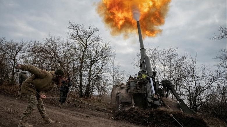Tình hình Ukraine: Nga sơ tán dân thường khỏi thị trấn ở bờ Đông sông Dnipro; Kiev đạt tiến triển tại Krasnopopovka Tình hình Ukraine: Nga sơ tán dân thường khỏi thị trấn ở bờ Đông sông Dnipro; Kiev đạt tiến triển tại Krasnopopovka