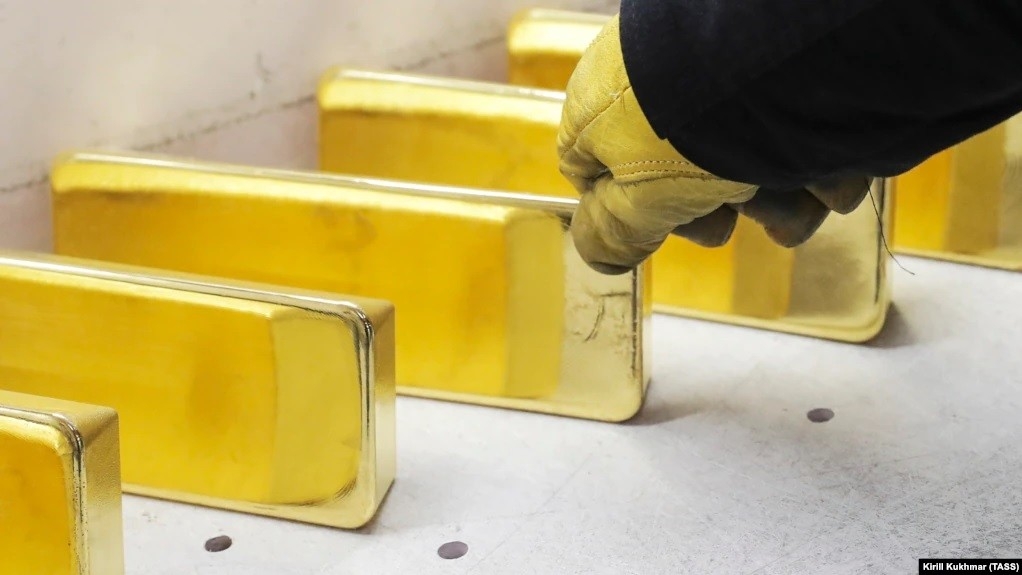 gia vang hom nay 16102025 phi nuoc dai vuot 4200 usd xem xet thanh lap san giao dich vang