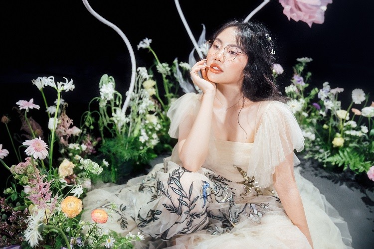 Phương Mỹ Chi: Tôi không còn là ‘cô bé dân ca’ hồn nhiên, vô lo