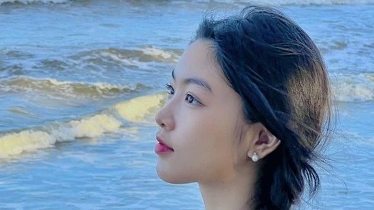 Con gái MC Quyền Linh gây sốt với nhan sắc xinh đẹp Con gái MC Quyền Linh gây sốt với nhan sắc xinh đẹp