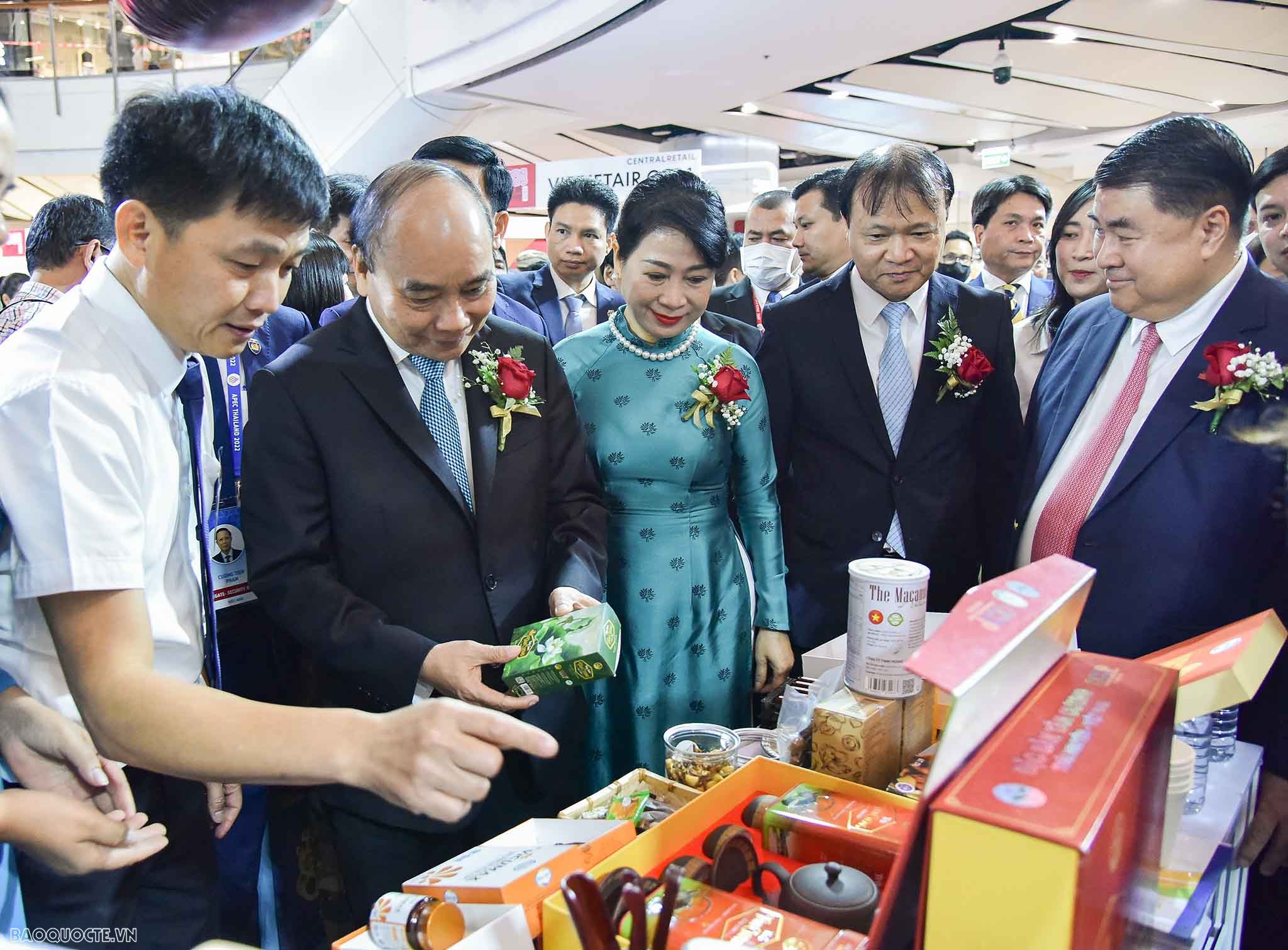 Chủ tịch nước Nguyễn Xuân Phúc thăm Thái Lan và dự APEC 29: Chuyến đi đa thông điệp