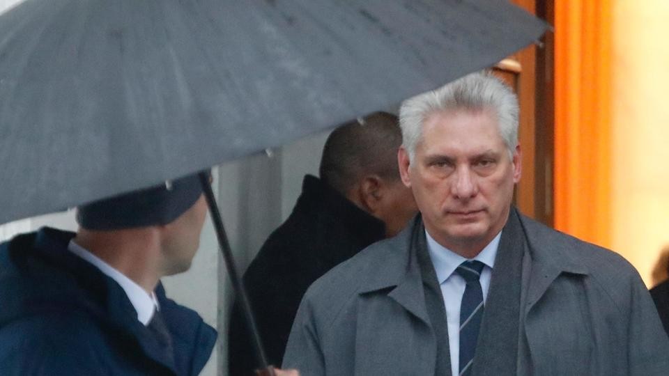 Chủ tịch Cuba tới Nga