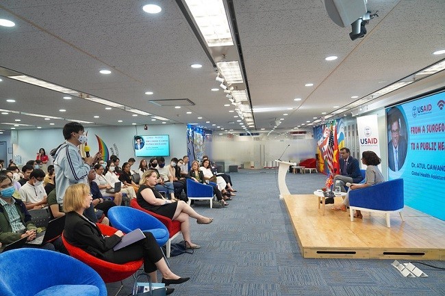 Giám đốc Chương trình Y tế toàn cầu của USAID kết thúc chuyến thăm và làm việc với nhiều địa phương khu vực phía Nam