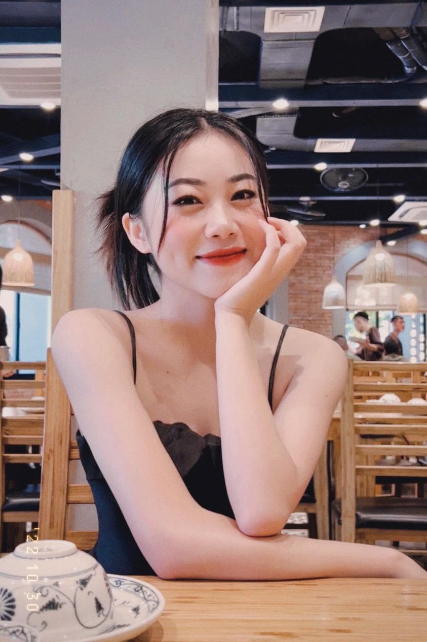 Nhan sắc đốn tim của Hot girl fan Argentina trong 'Nóng cùng World Cup 2022'