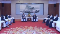 Tổng lãnh sự Việt Nam tại Thượng Hải chào xã giao lãnh đạo tỉnh Giang Tô, Trung Quốc