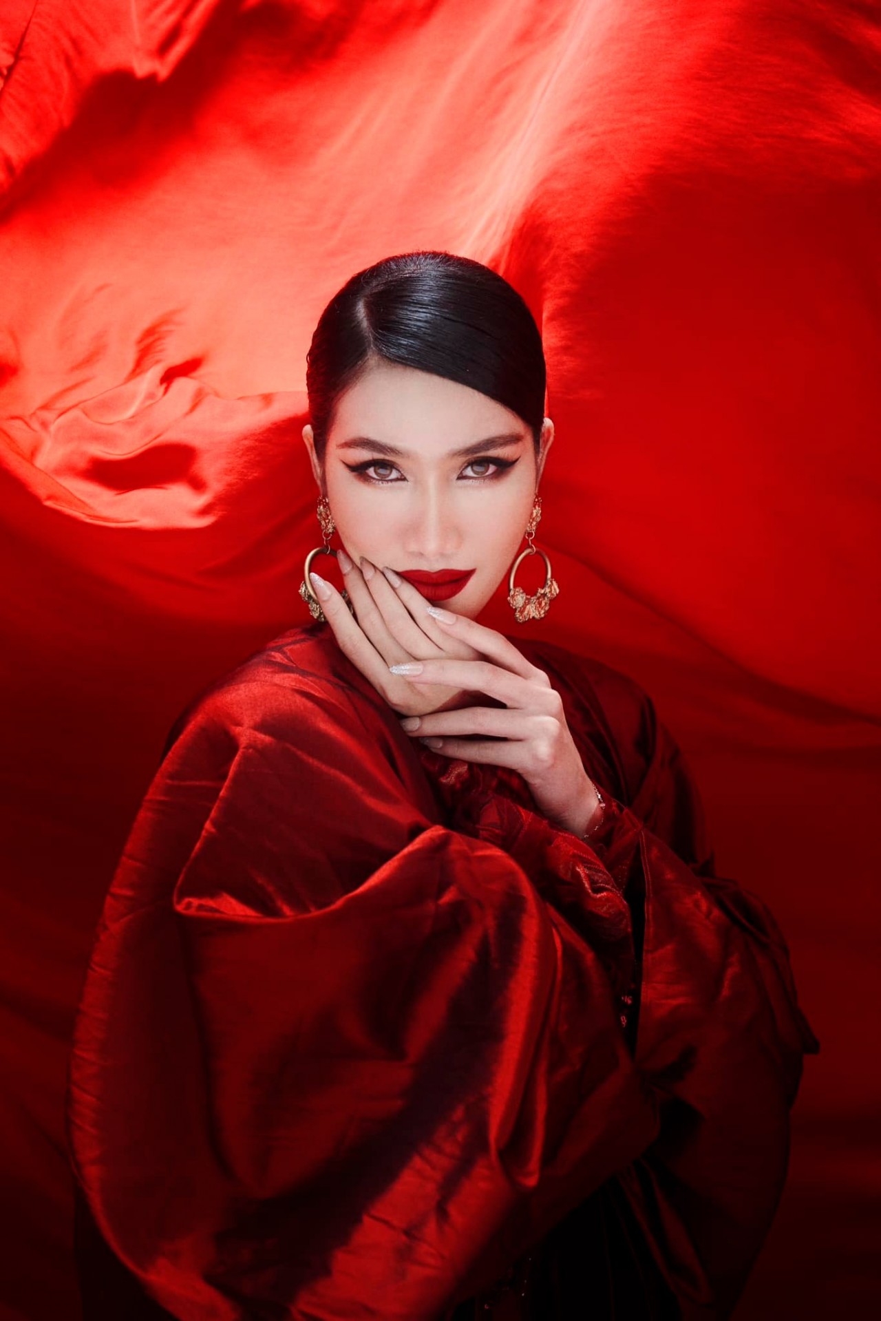 Á hậu Phương Anh