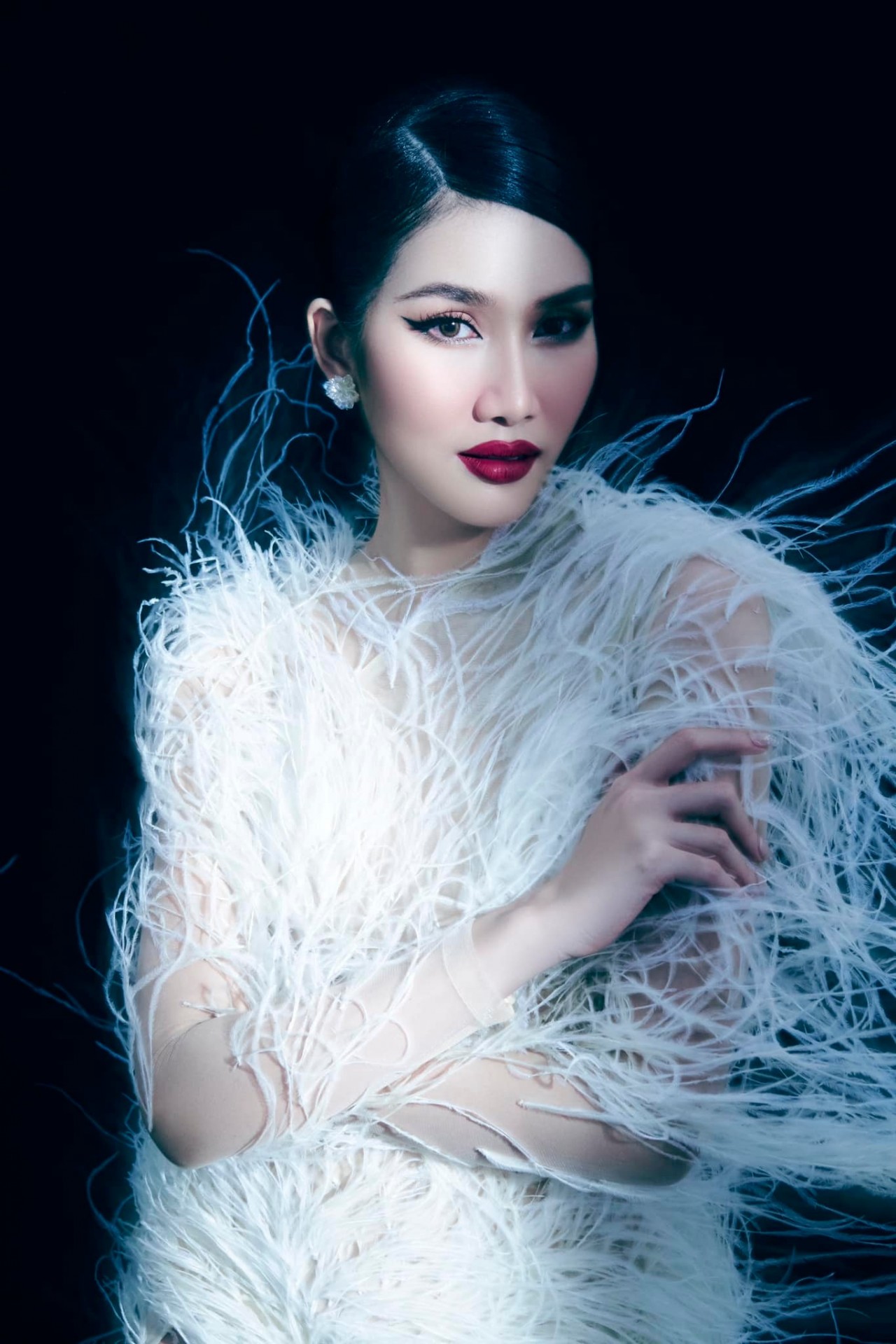 Á hậu Phương Anh