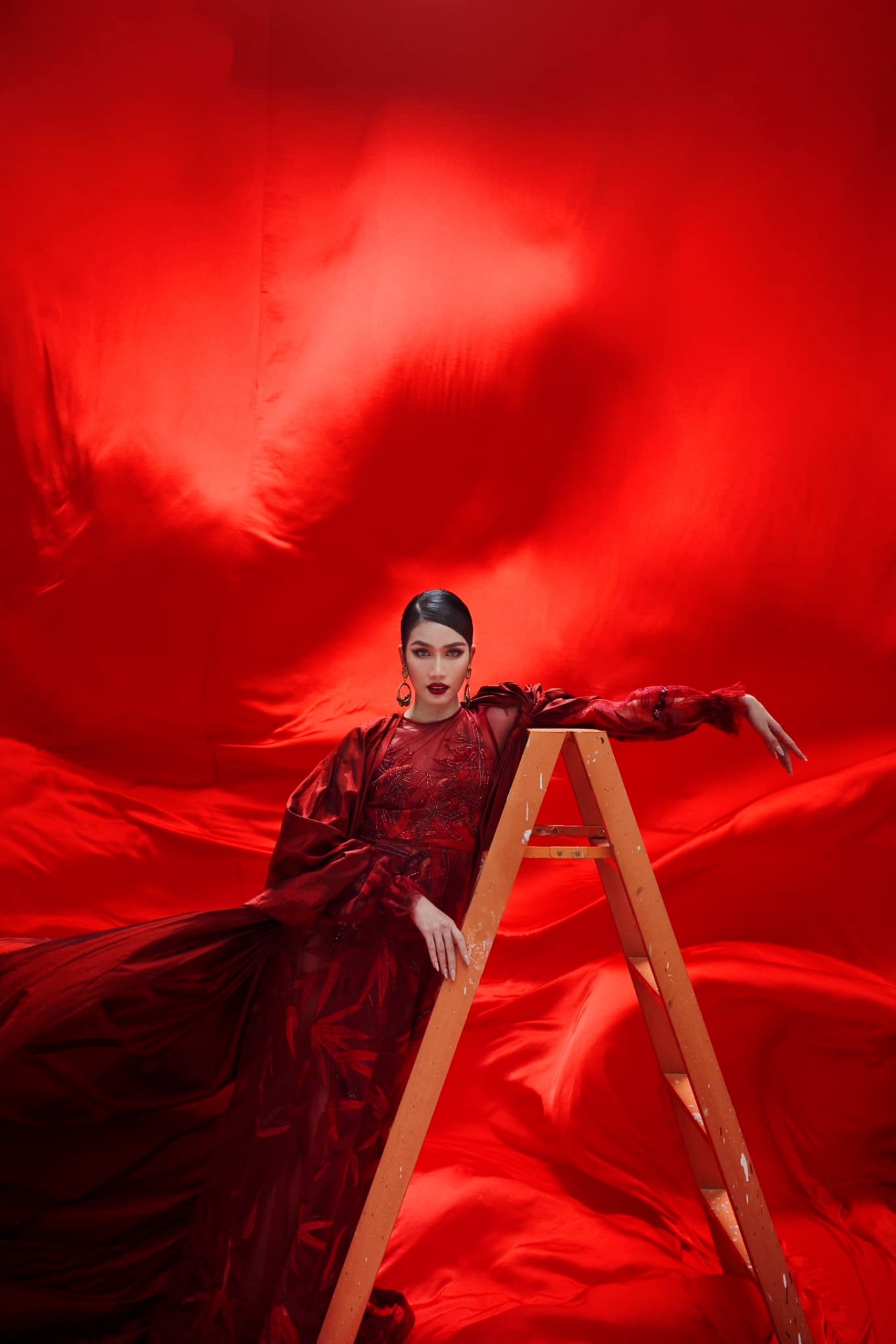 Á hậu Phương Anh