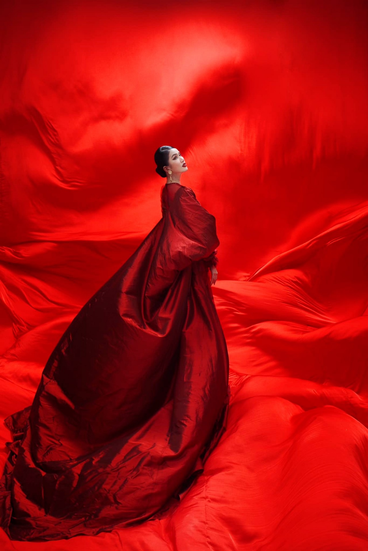 Á hậu Phương Anh